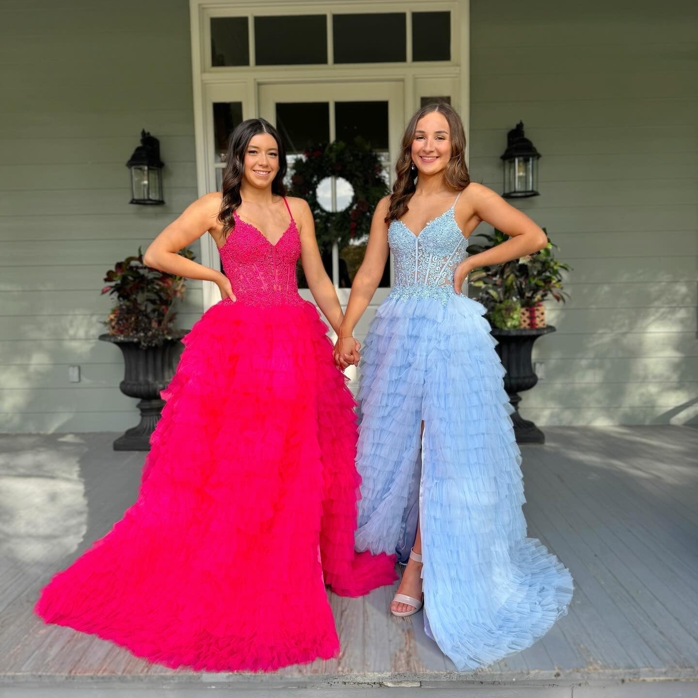 Tulle Ruffles A Line Prom Dresses Long for Women Lace Appliques Evening Gowns