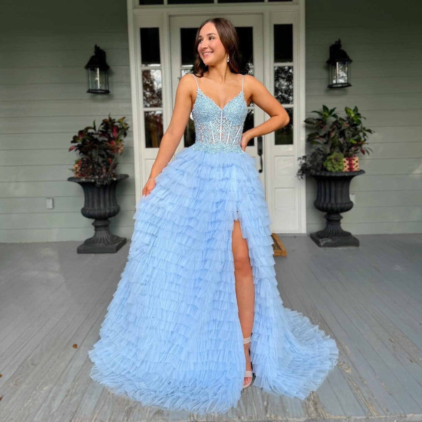 Tulle Ruffles A Line Prom Dresses Long for Women Lace Appliques Evening Gowns
