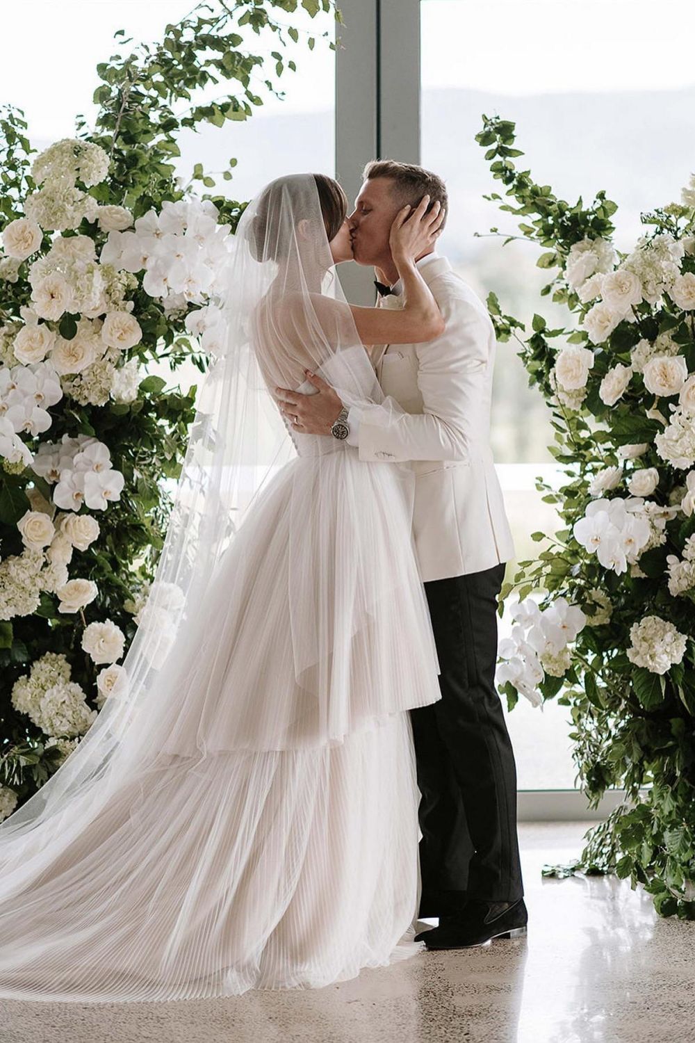 Charming A Line Sweetheart White Tulle Wedding Dress with Ruffles