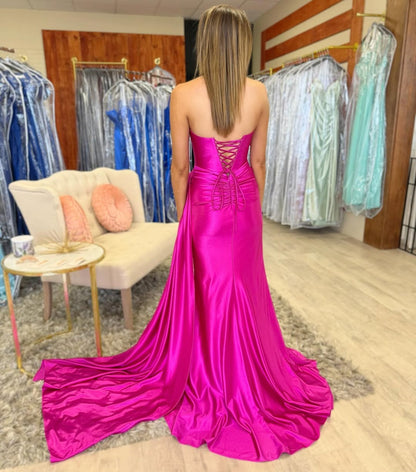 Sweetheart Satin Prom Dresses Mermaid Pleated Evening Gowns