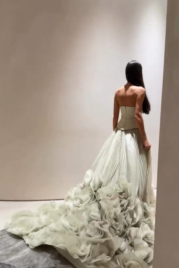 Green Pleated Long Handmade Flowers Strapless Prom Dress