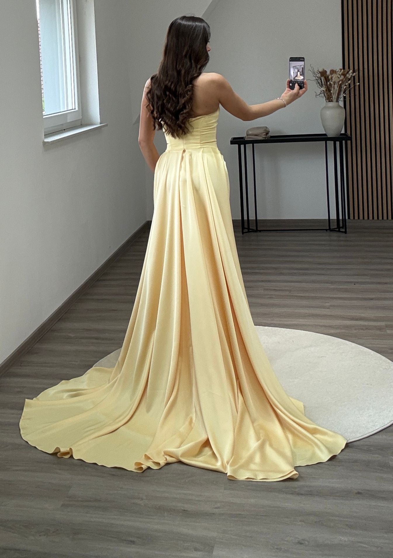 Charming A-Line Strapless Sleeveless Bowknot Evening Dress