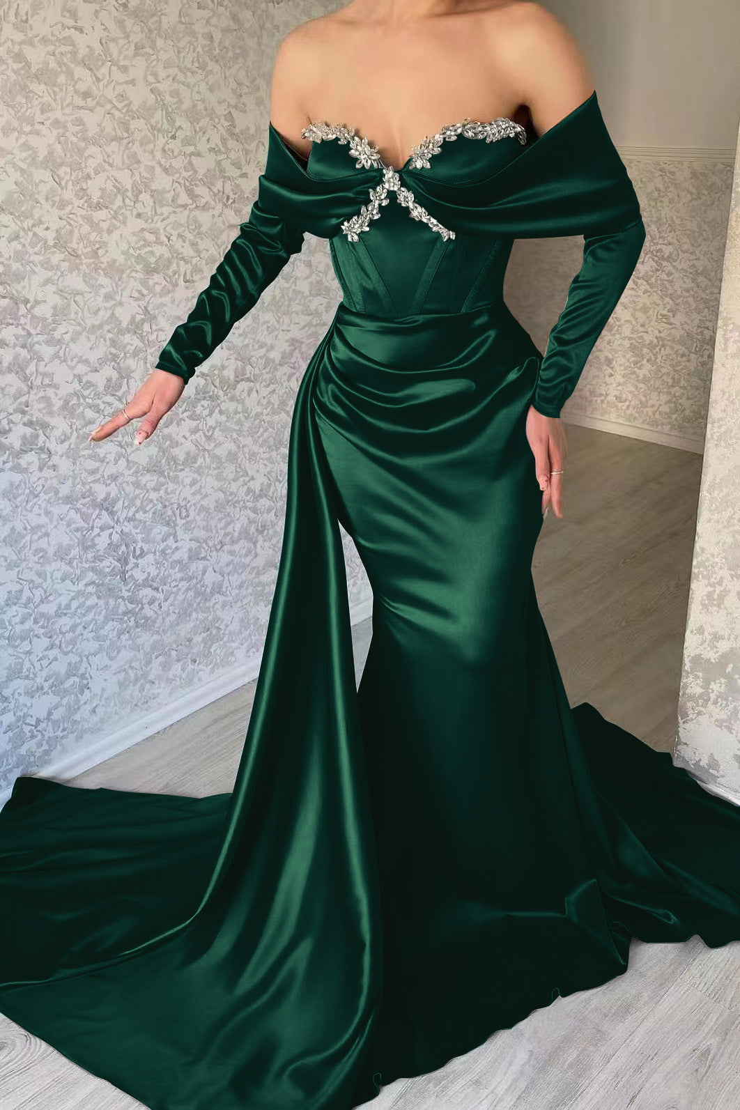 Sweetheart Long Sleeve Prom Dress Mermaid Evening Formal Dress With Rhinstone