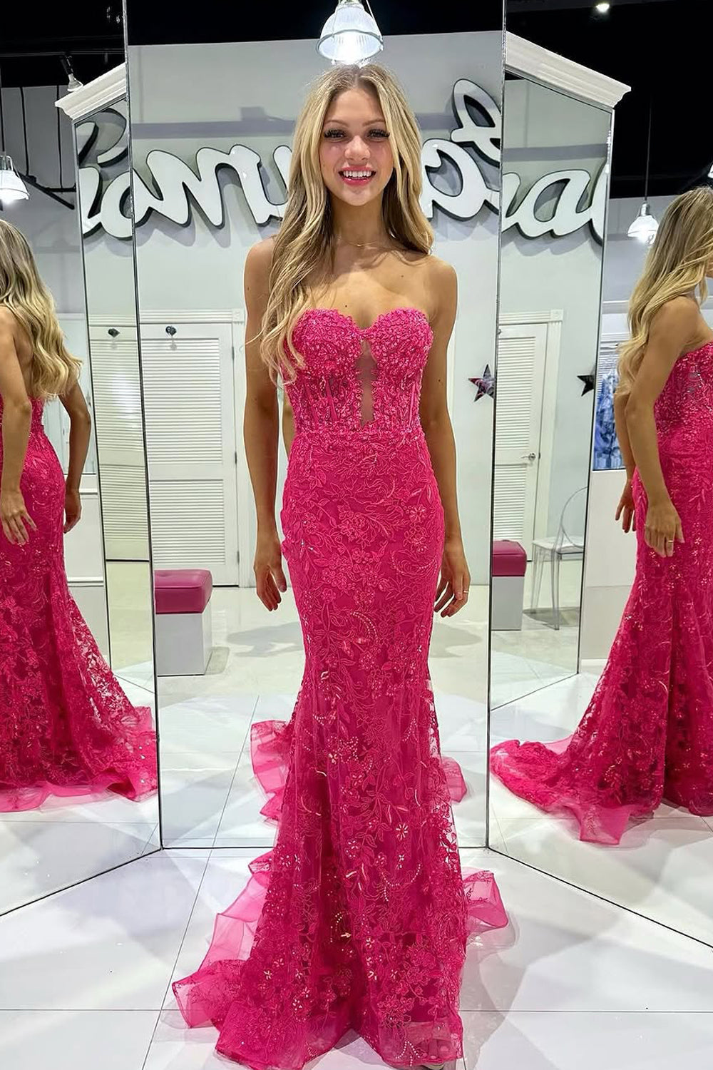 Cute Mermaid Sweetheart Keyhole Lace Prom Dress