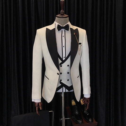 Fashion Style White Three Pieces Wedding Men suits With Black Peaked Lapel