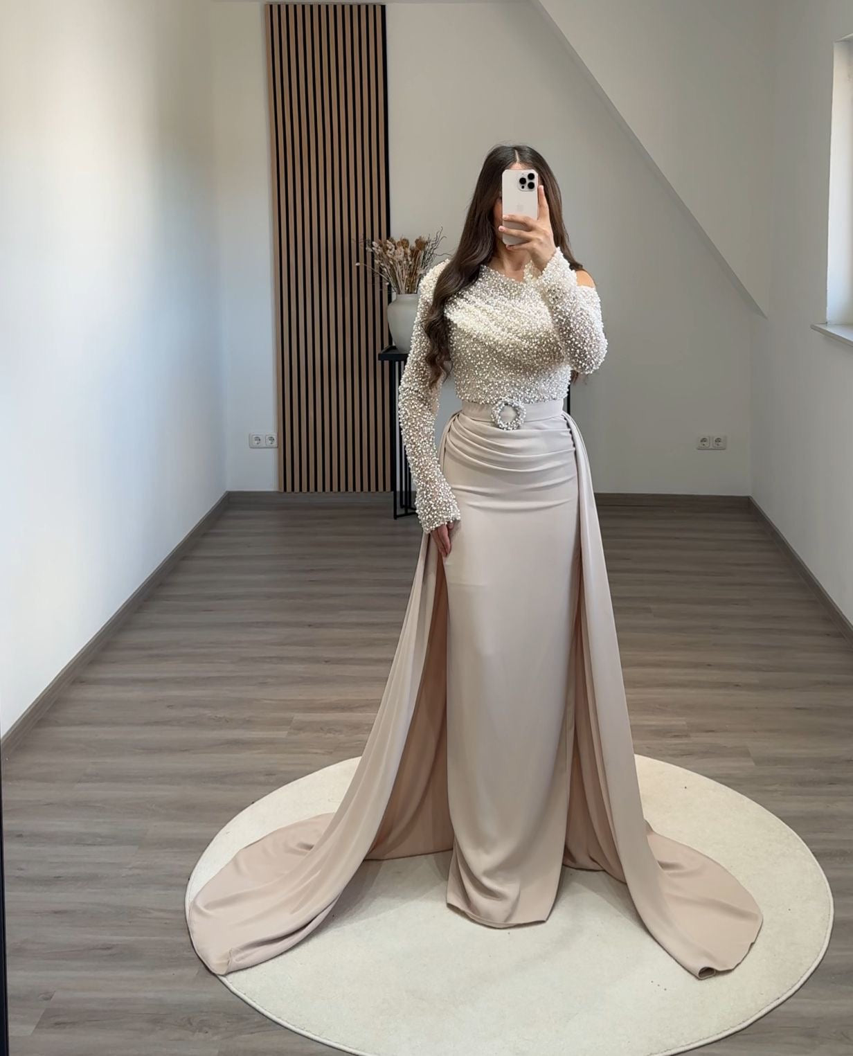 Long Sleeves Slit Ruched Evening Dress