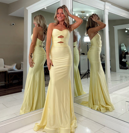 Women's Strapless Satin Keyhole Sweetheart Prom Dresses