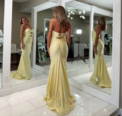 Women's Strapless Satin Keyhole Sweetheart Prom Dresses