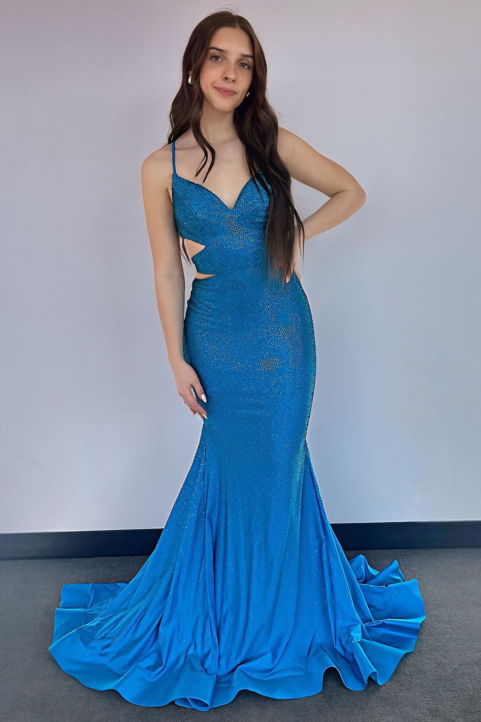 V-Neck Floor-Length Mermaid Prom Dresses Long Sequin Beaded Satin Party Gowns