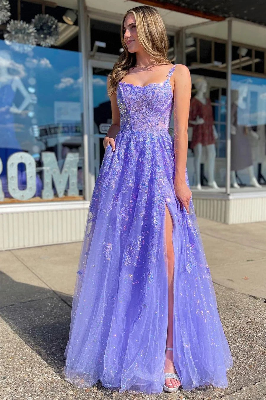 Glamorous Lavender Sequin Scoop Neck A-Line Prom Dress with Slit