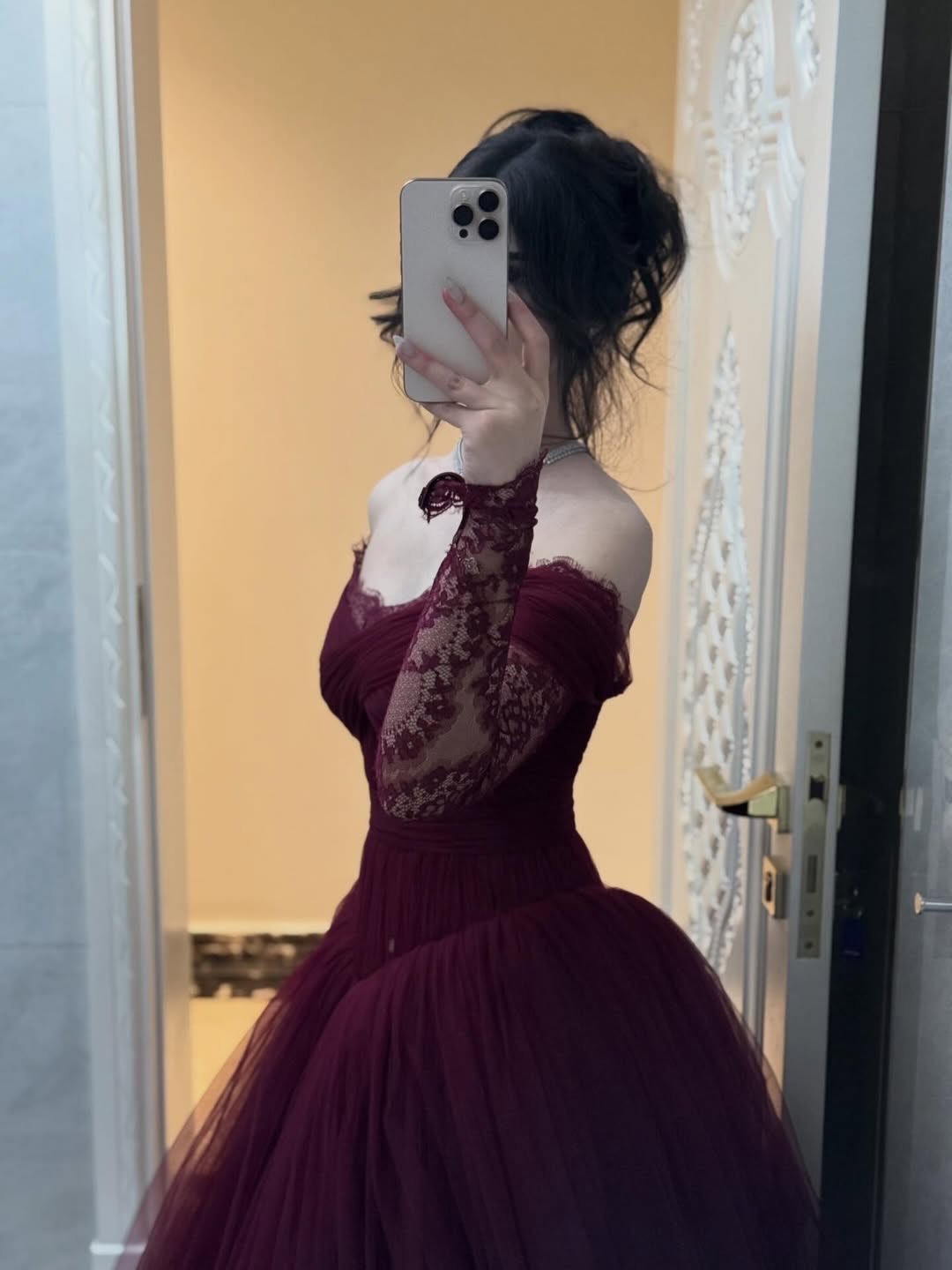 Bright Red Lace Long Sleeve Tulle A-Line Floor-Lenght Evening Dress