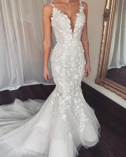 Gorgeous Mermaid Wedding Dresses 3D Floral Appliqued Sweep Train
