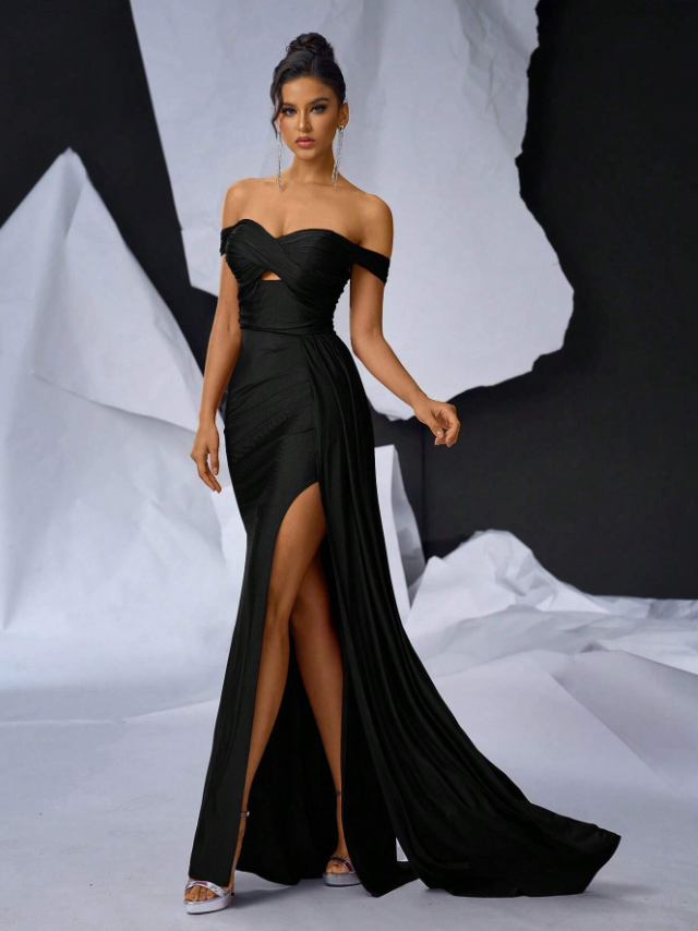 Trendy Black Off-the-Shoulder Prom Dress Slimming Train with Split