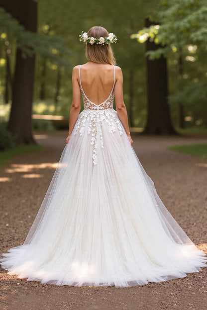 V-Neck Spaghetti-Straps Sleeveless Tulle Wedding Gowns