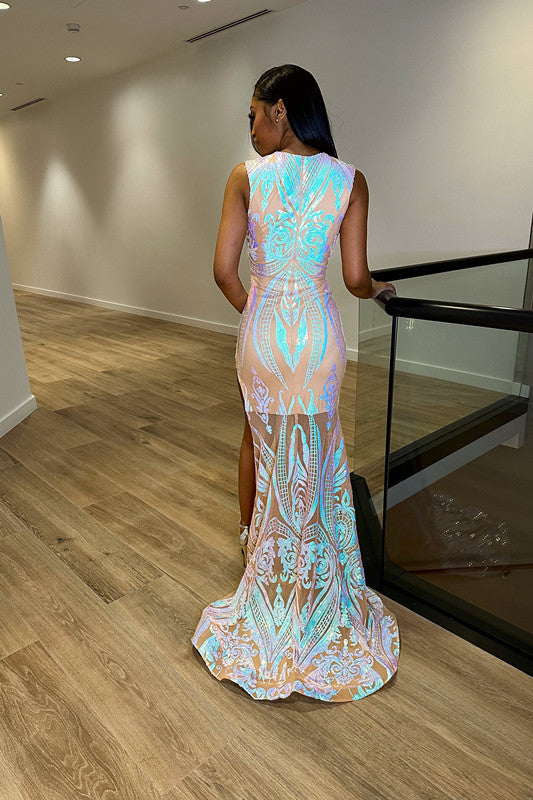 Fantasy V-Neck Sleeveless Evening Dress