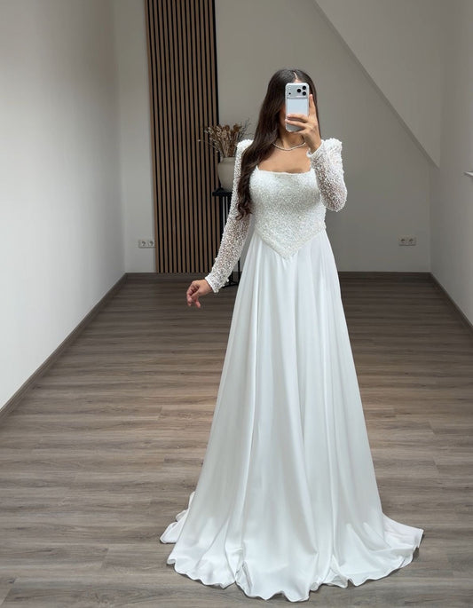 Simple Strapless Sleeveless Appliques Ruched Evening Dress