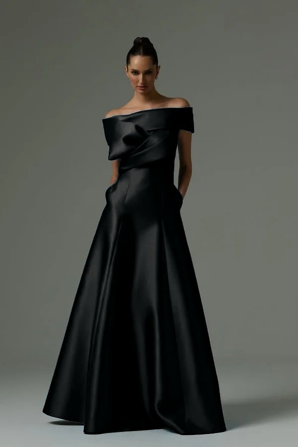 Off the Shoulder Sleeveless Long Prom Dress With Pleated Pocket