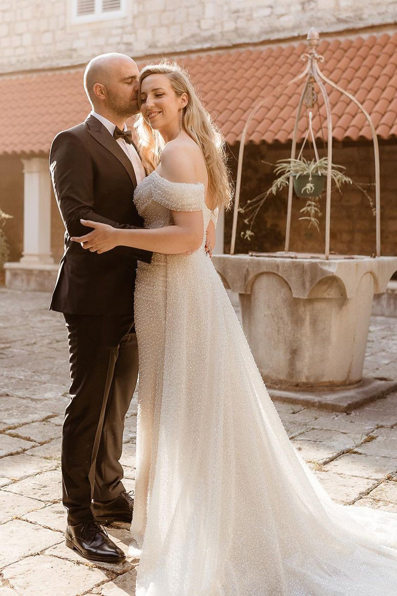 Sparkly Sheath Off the Shoulder Sequins Wedding Dress