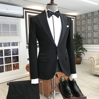 Classic Best Fited Black Peaked Lapel Wedding Blazer For Groom