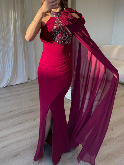 Burgundy Sleeveless Halter Sequins Sheath Evening Dress