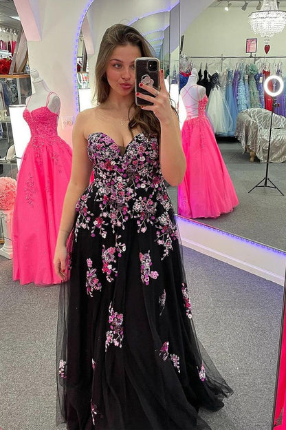 A Line Strapless Black Tulle Long Prom Dress with Appliques