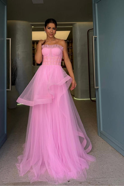 Chic Tulle Strapless Sleeveless Long Prom Dress With Pleated