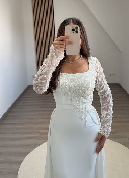 Long Sleeeves Square Appliques Evening Dress