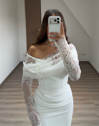 A-Line Long Sleeves Scoop Floral Appliques Evening Dress