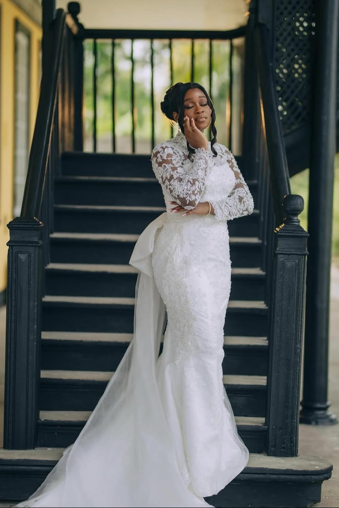 Beautiful Long White Mermaid Lace Long Sleeves Wedding Dress