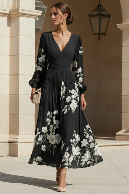 V-Neck Print-Chiffon Pleated Tea-Length Mother of the Bride Dress