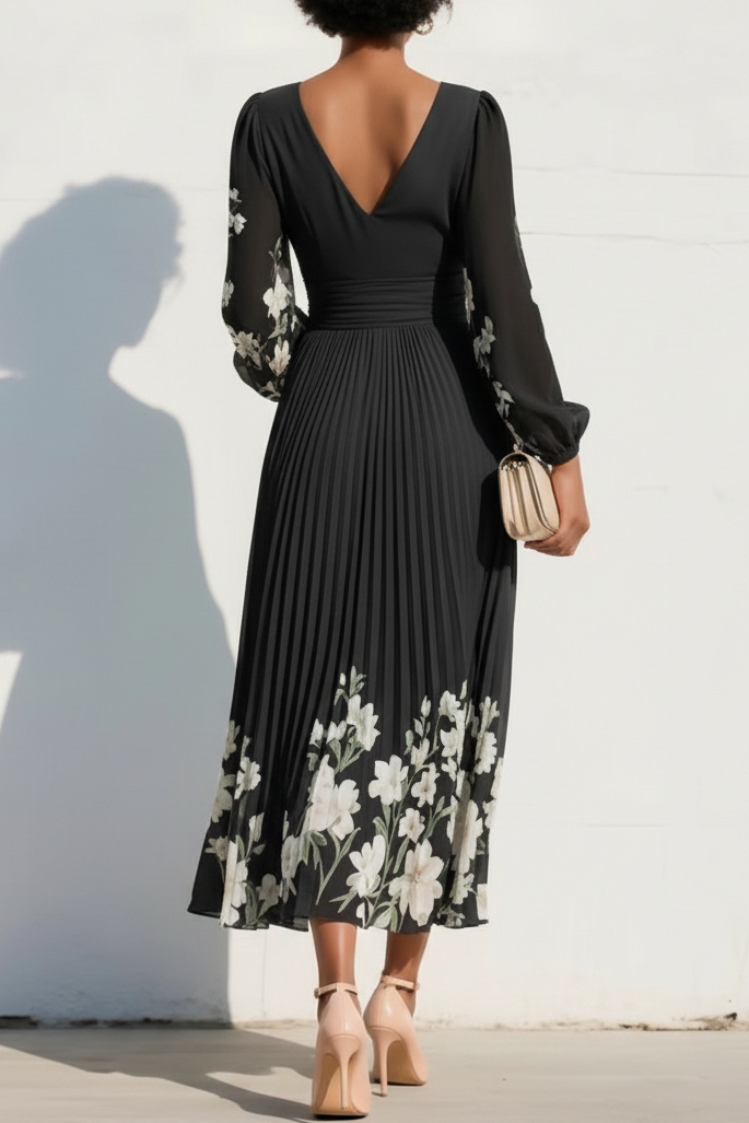 V-Neck Print-Chiffon Pleated Tea-Length Mother of the Bride Dress
