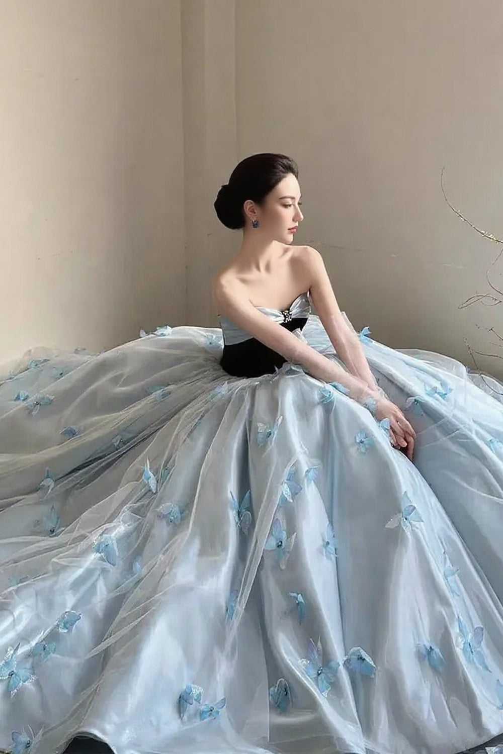 Black And Blue 3D Butterfly Applique Strapless Princess Prom Dress