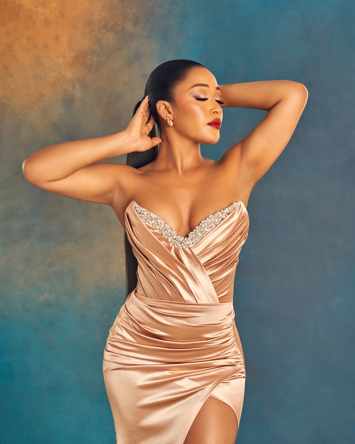 Sheath Sleeveless V-Neck Beads Prom Dress