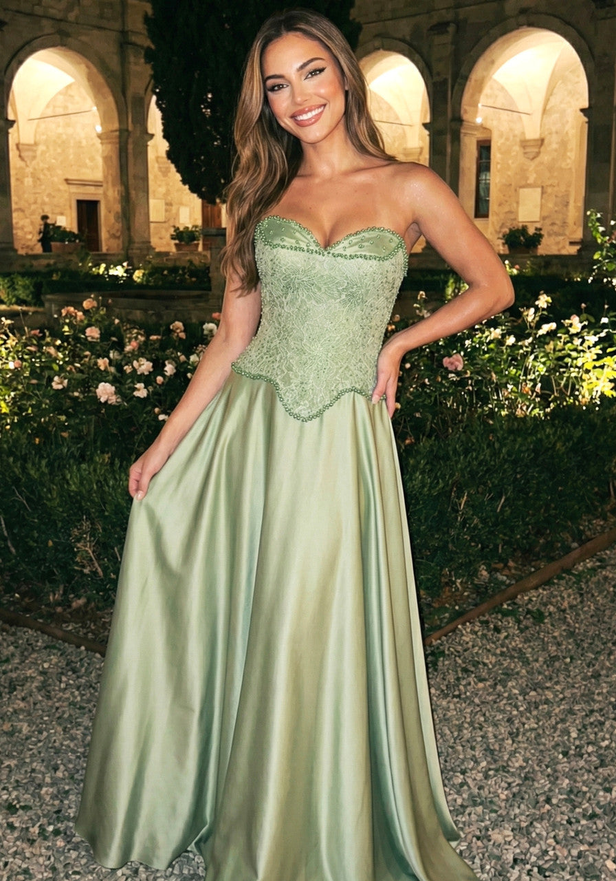 Chic Green Satin Off-Shoulder Lace-Up Back Formal Evening Dress