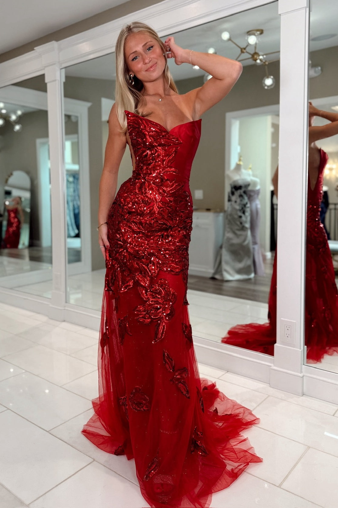 Classic Mermaid Sweetheart Red Long Prom Dress with Appliques