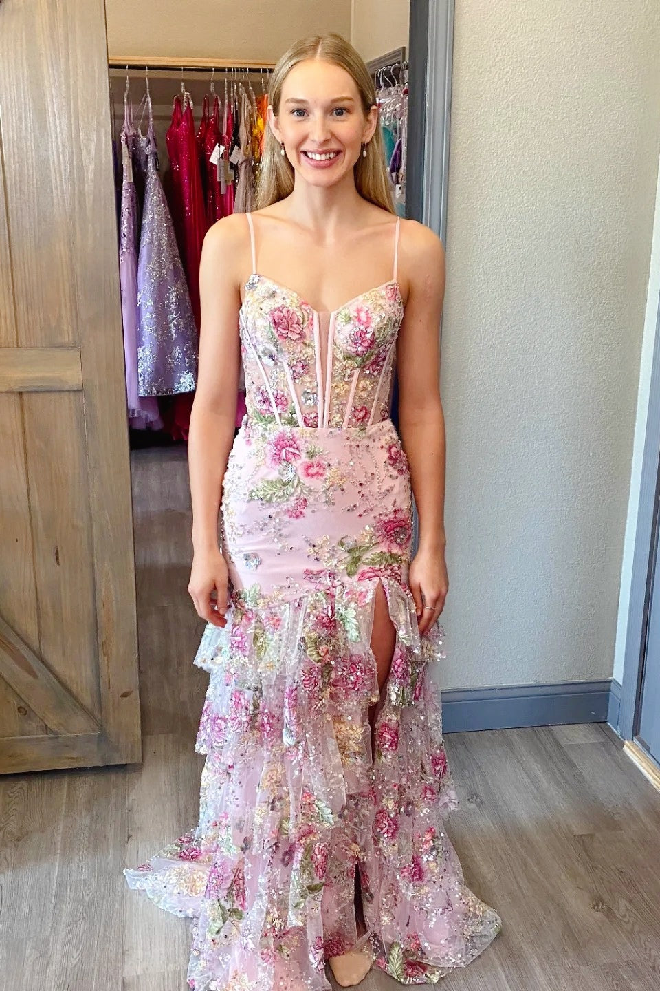 Sweetheart Spaghetti Straps Sequined Applique Tulle Mermaid Prom Dress