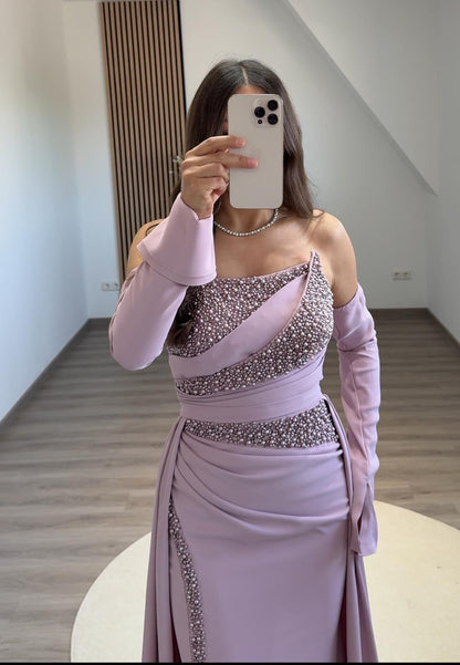 Long Sleeves V-Neck Appliques Empire-Waist Evening Dress