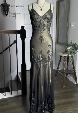 Elegant Spaghetti Straps Chiffon Prom Dress