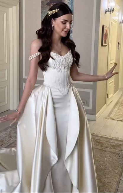 V-Neck Sleeveless Beaded Applique Satin Mermaid Wedding Dress