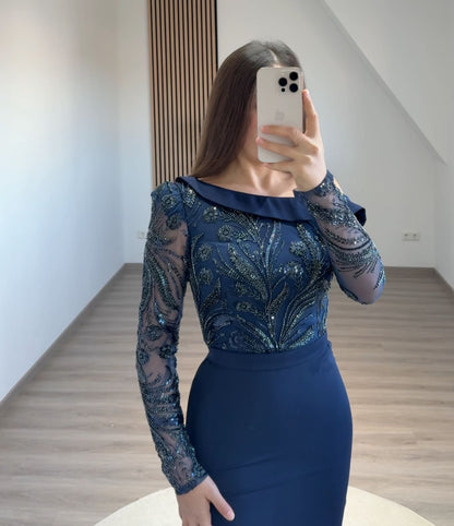 Elegant Long Sleeves V-Neck Ruched Satin Evening Dress