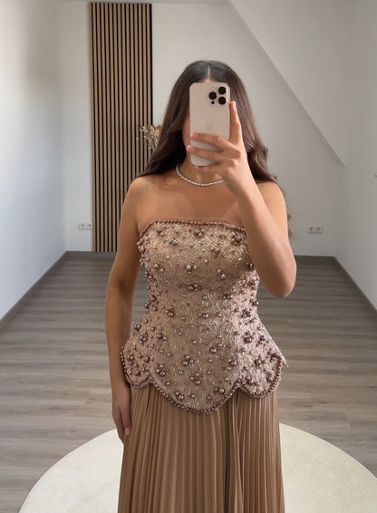 A-Line Off-Shoulder Long Sleeves Appliques Evening Dress