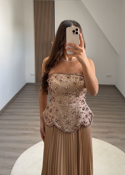 A-Line Off-Shoulder Long Sleeves Appliques Evening Dress