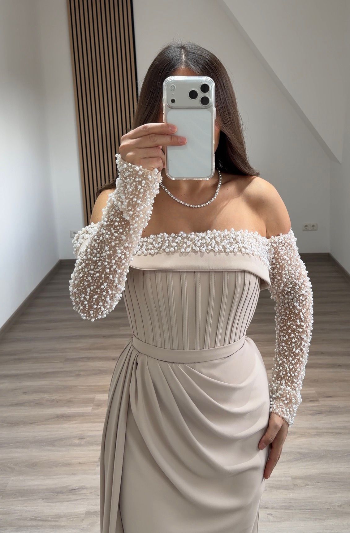 Long Sleeves Scoop Sequins Evening Dress