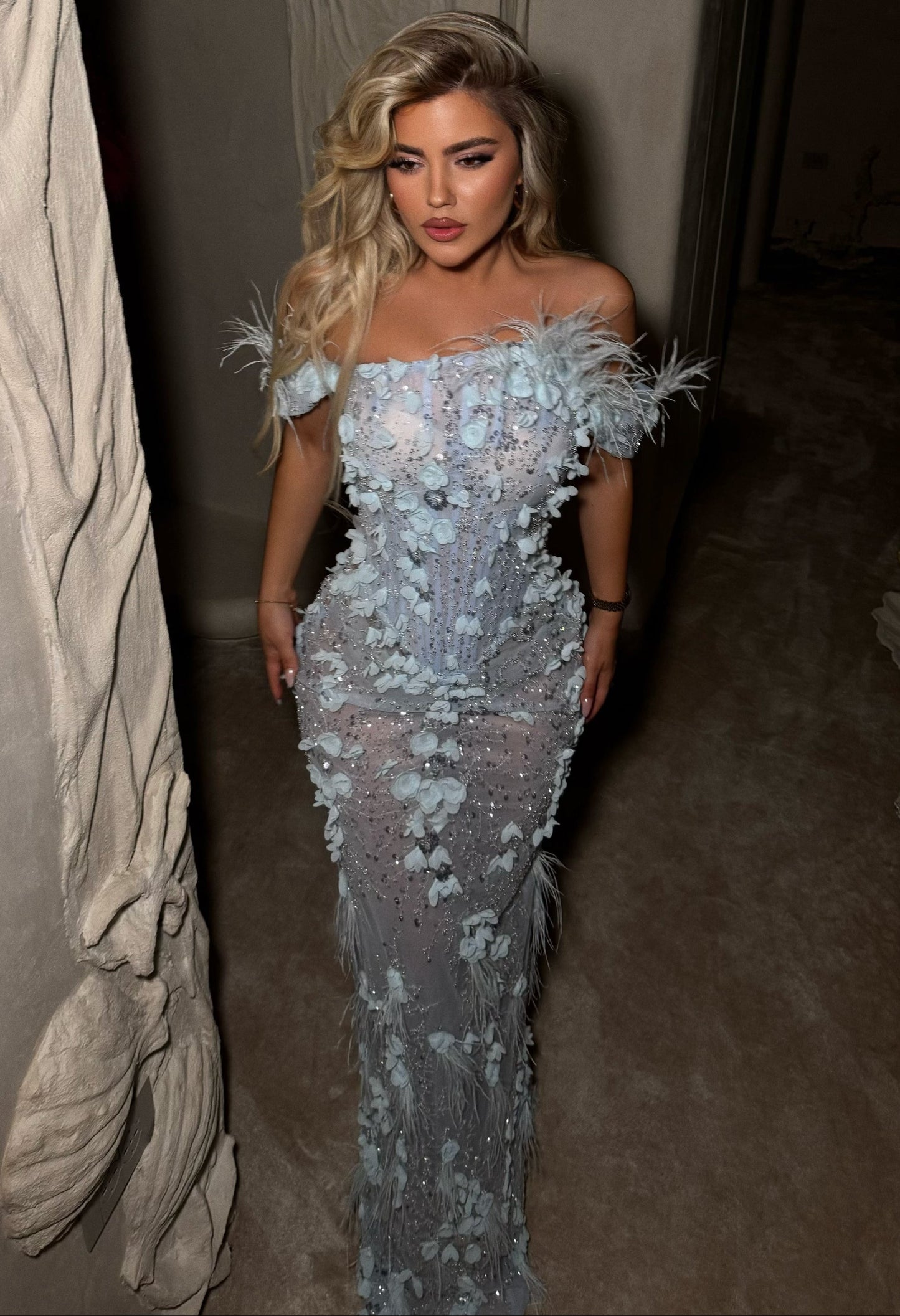 Blue Off Shoulder Floral Beads Feather Sheath Floor Length Prom Dress