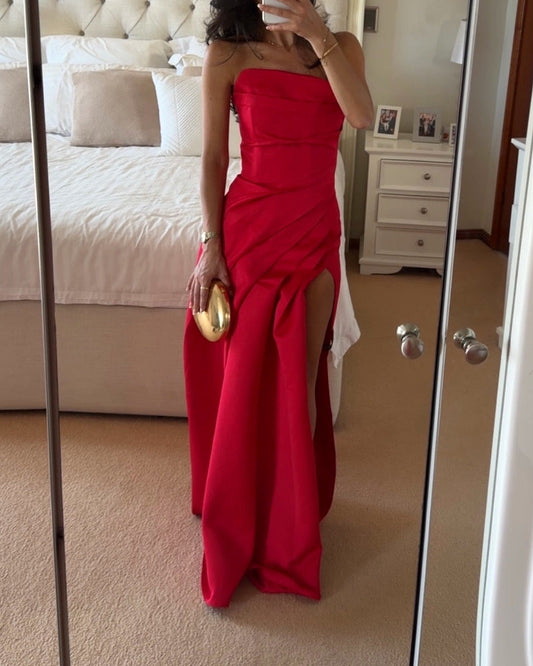 Sexy Strapless Maxi Dress – Floor-Length Red Satin Prom Gown
