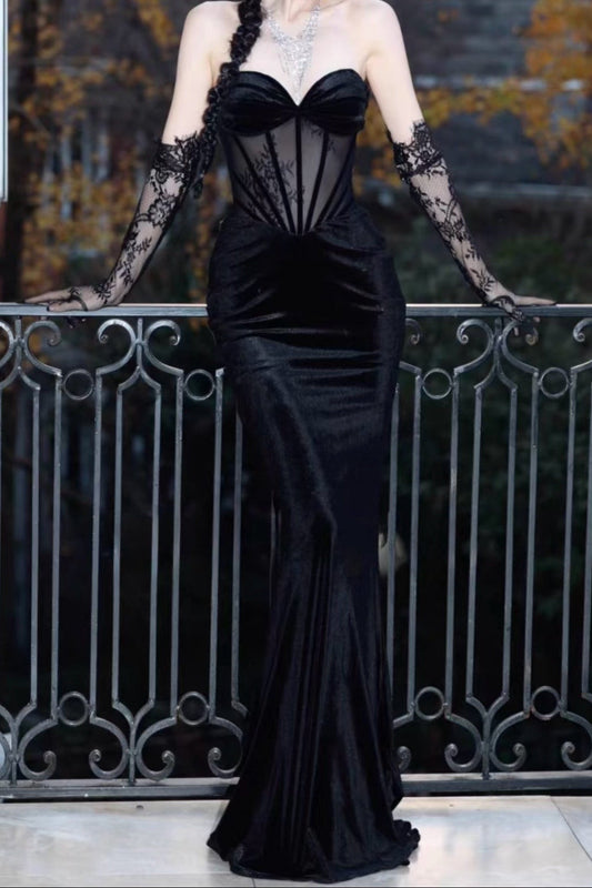 Elegant Black Velvet Mermaid Gown