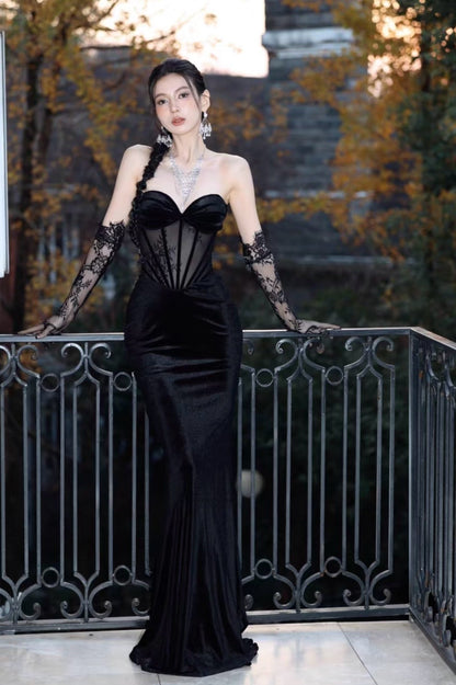 Elegant Black Velvet Mermaid Gown