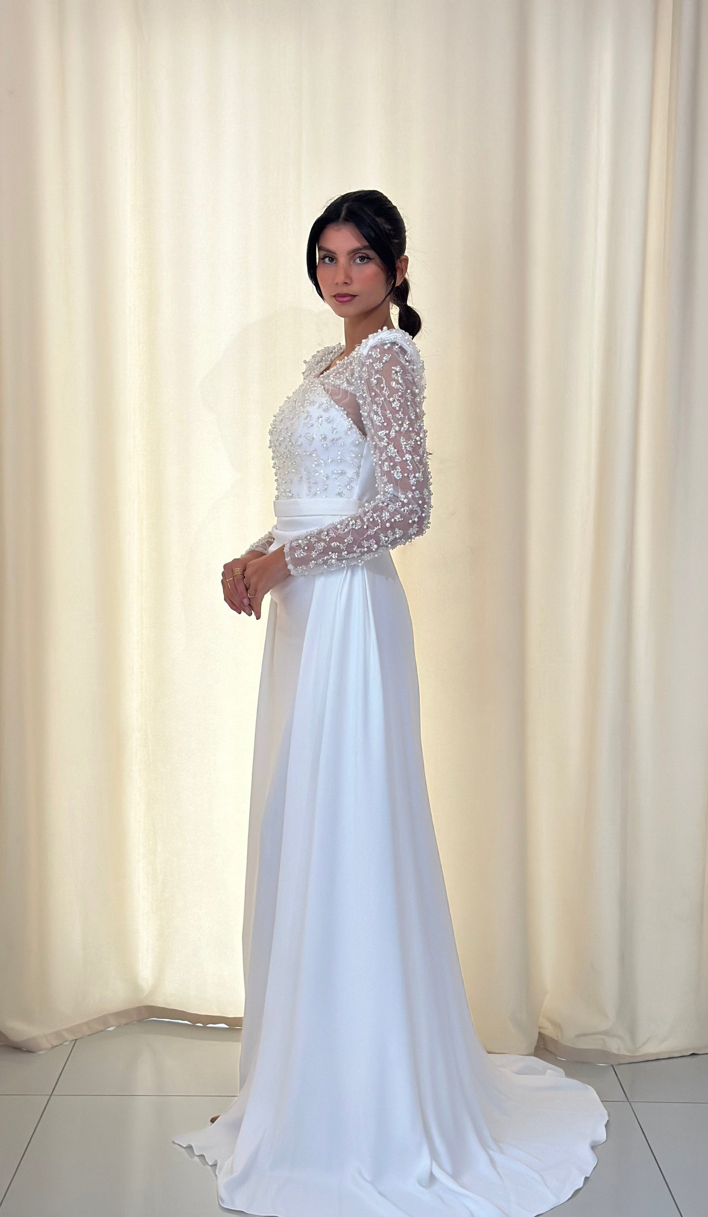 Sheath V Neck Long Sleeves Beaded Long Sleeves Formal Gown