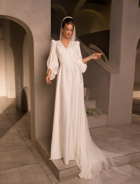 Elegant Simple V-Neck Long Sleeve A-Line Buttons Wedding Dress