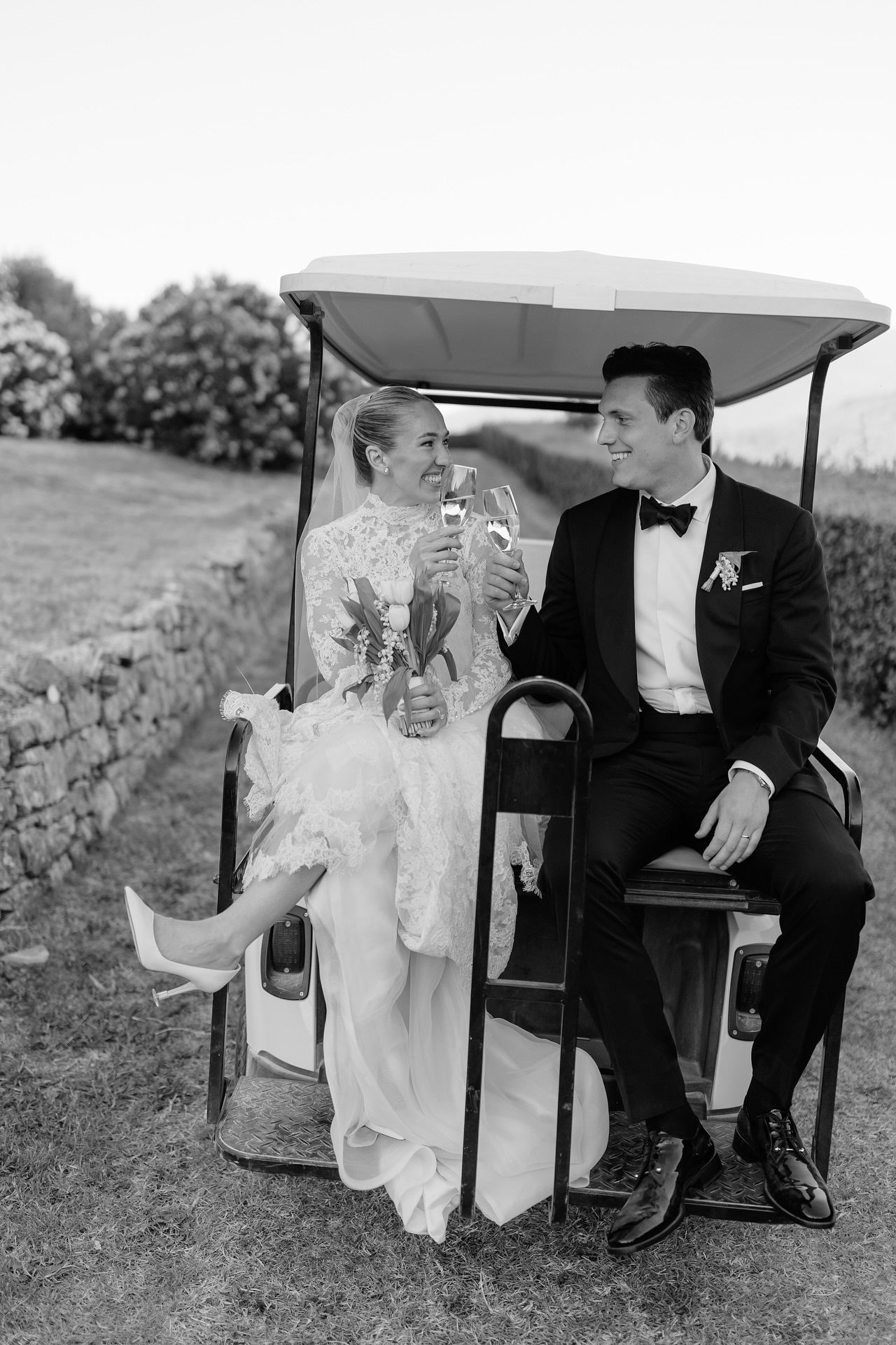 Long Sleeve Wedding Dress Ivory High Neck Lace Mermaid Bridal Gown